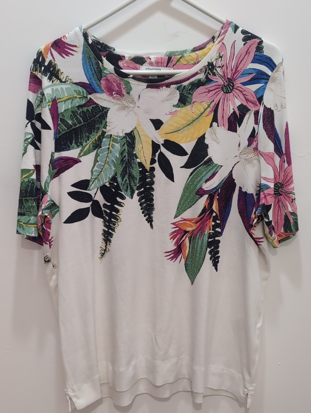 CHICO'S Floral Crewneck T-shirt Sz 4